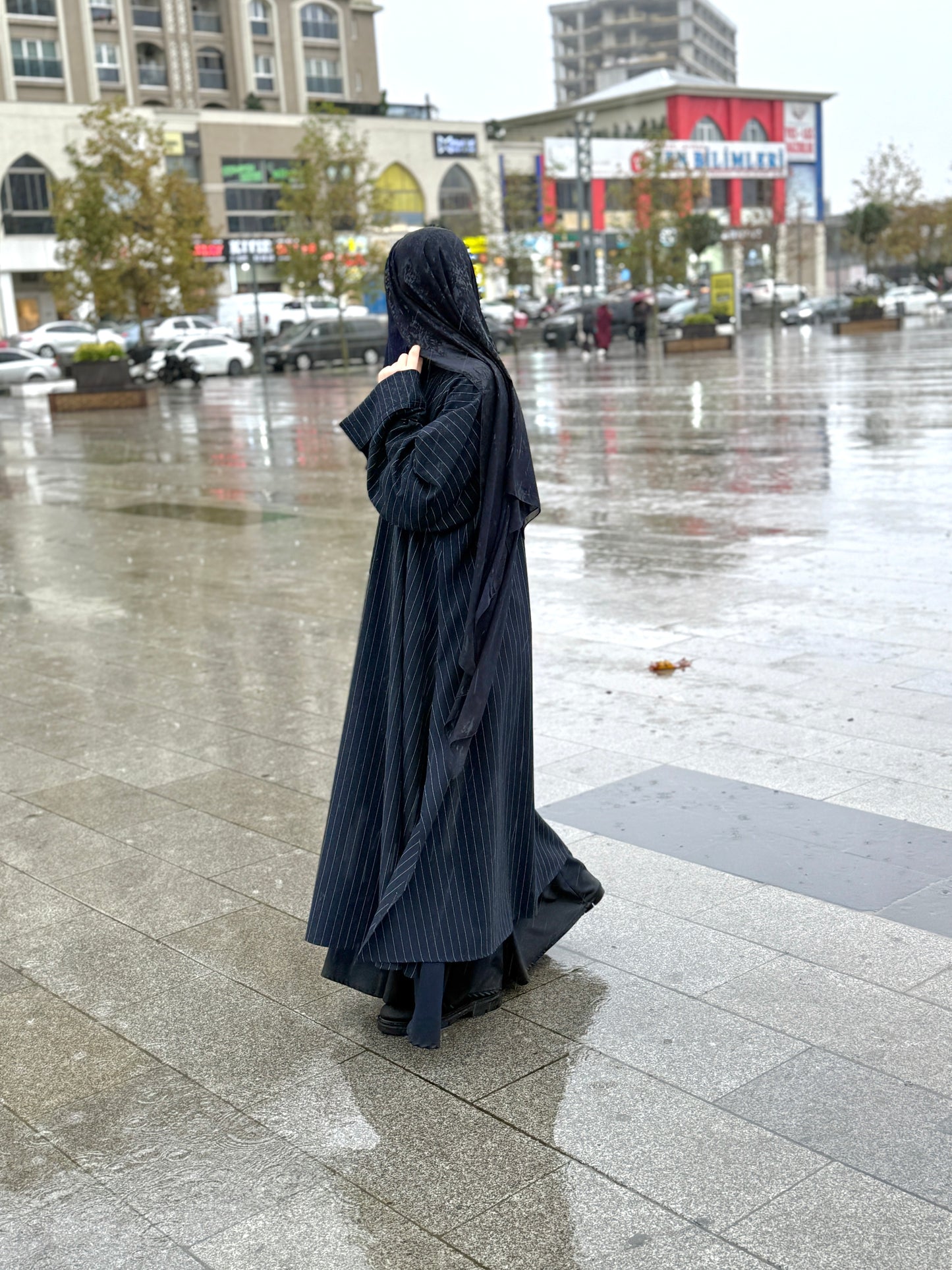 Çizgili Afife takım