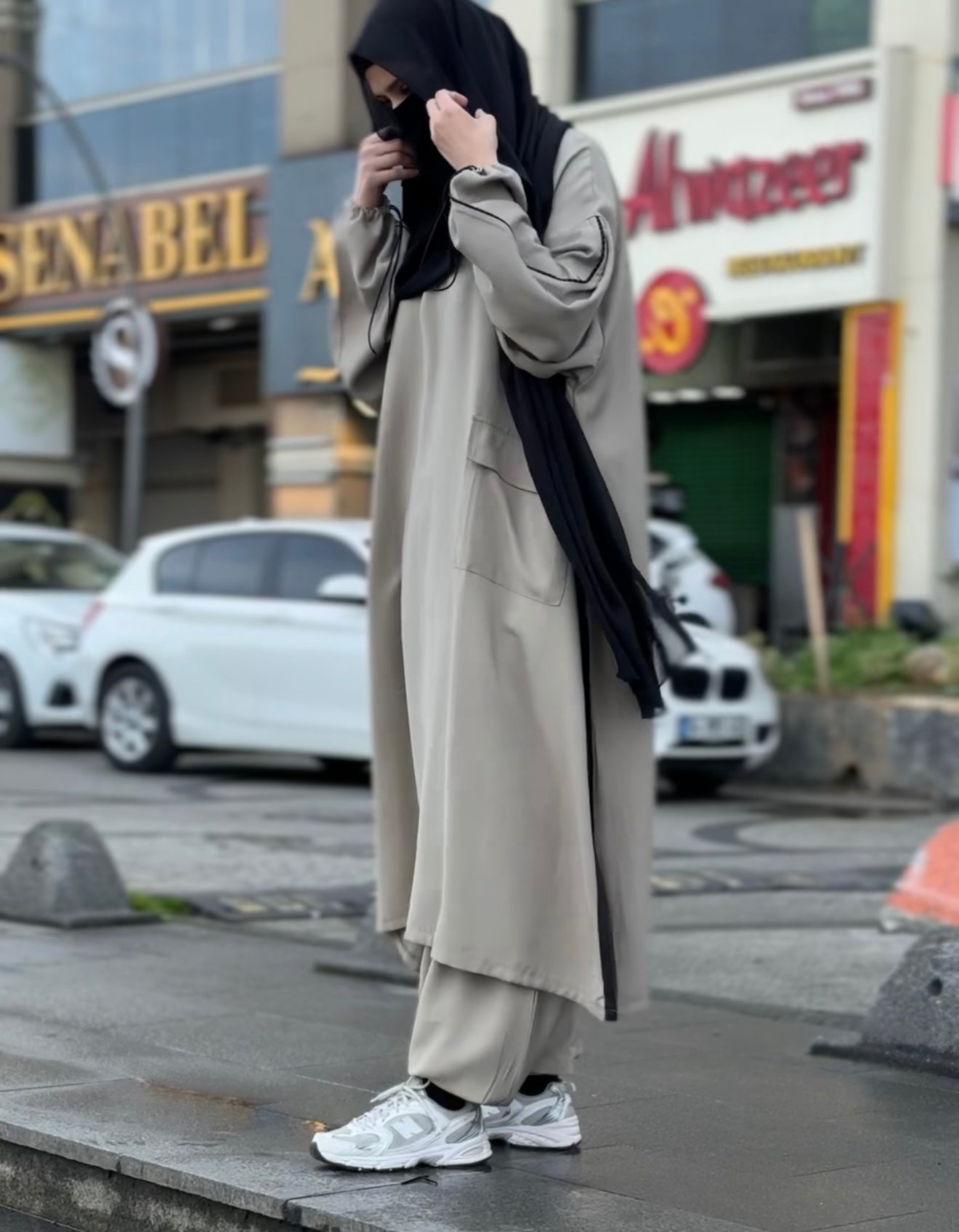 Bej Şalvarlı takım